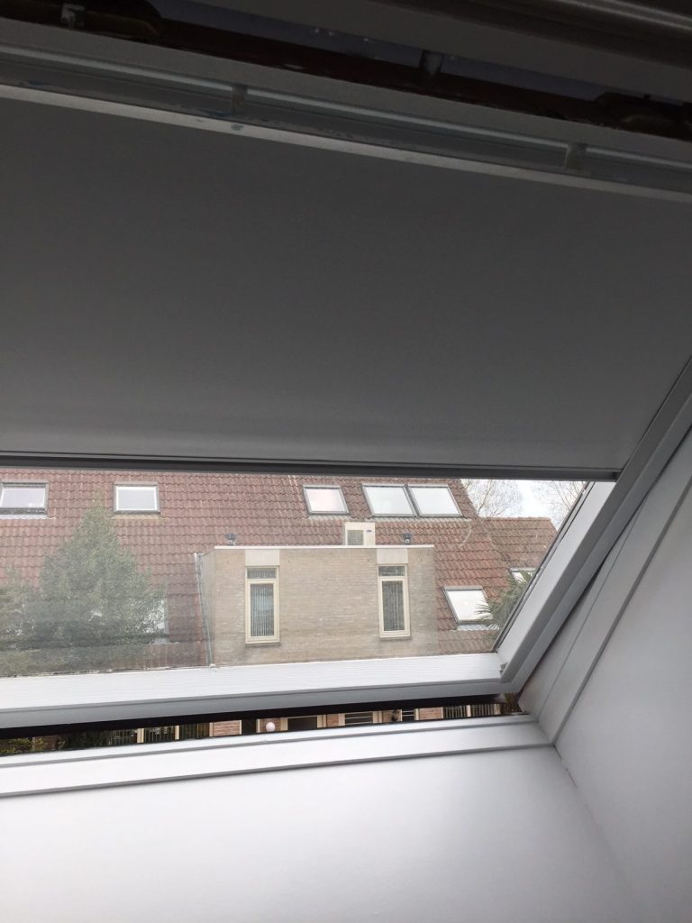 rolgordijn velux