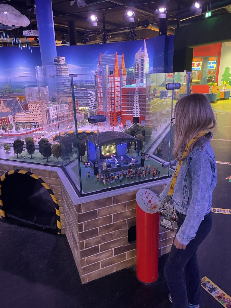 legoland discovery centre scheveningen