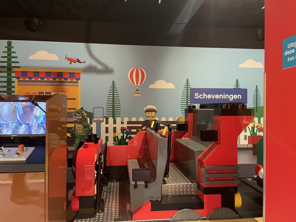 legoland discovery centre scheveningen